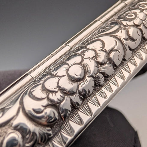 1878年 英国アンティーク 純銀製 角形スナッフボックス 50g Hillard&Thomason